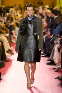 00062-miu-miu-spring-2026-ready-to-wear-credit-gorunway