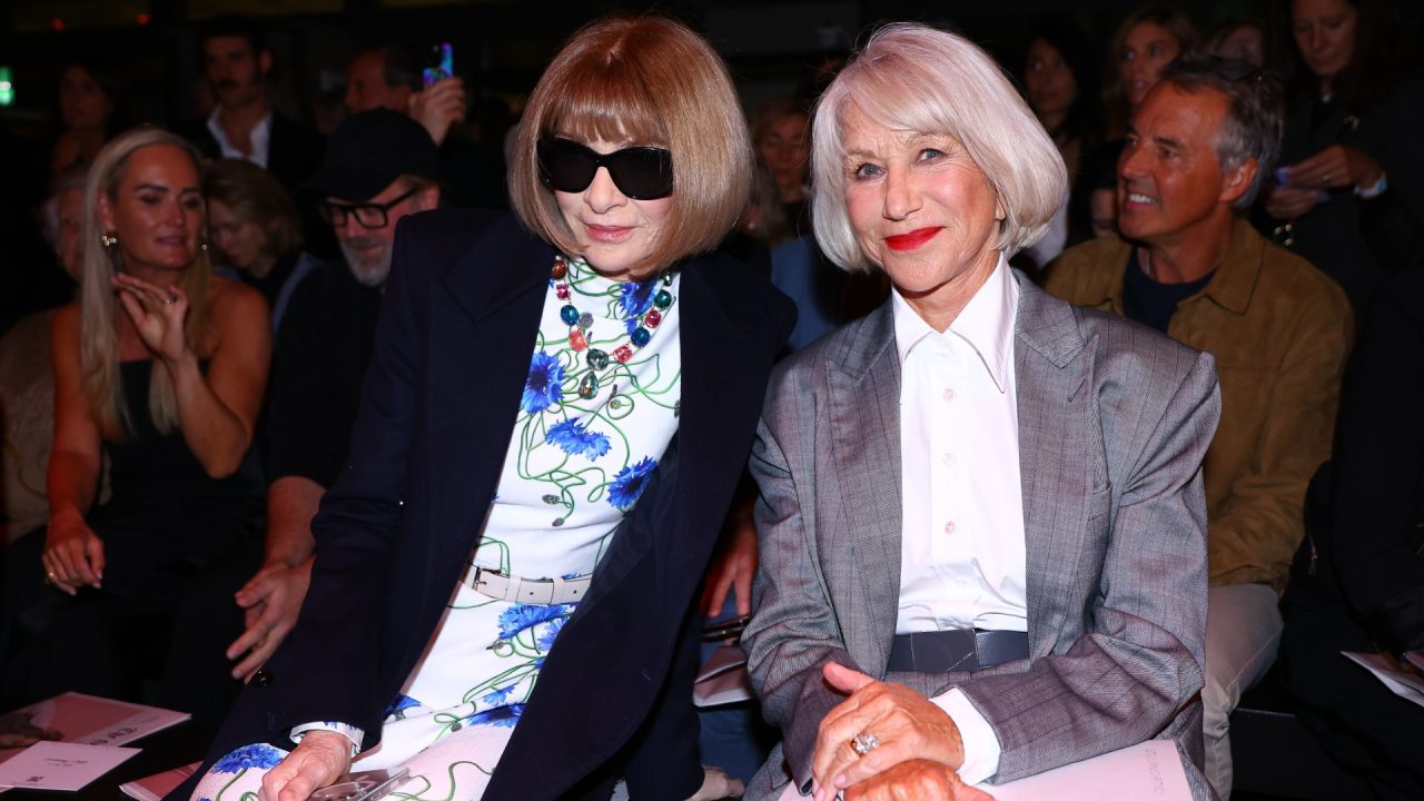 Estilo e atitude dominaram o Front Row durante o desfile de Stella McCartney em Paris
Reunindo celebridades, moda consciente e muita personalidade  no museu Pompidou, a nova coleção promete ser um sucesso