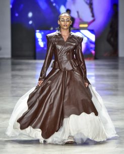 Dendezeiro

SPFW N60

Foto: Danilo Grimaldi/ @agfotosite