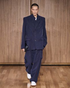 A la Garonne 

SPFW N60

Foto: Ze Takahashi/ @agfotosite