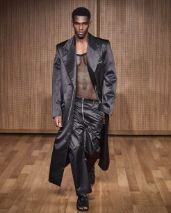 A la Garonne 

SPFW N60

Foto: Ze Takahashi/ @agfotosite