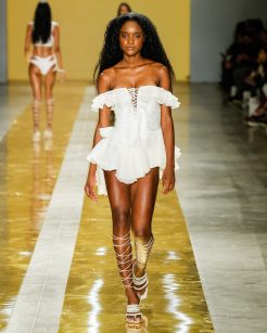 Amir Slama - SPFW N60 - 
Foto: Ze Takahashi / @agfotosite