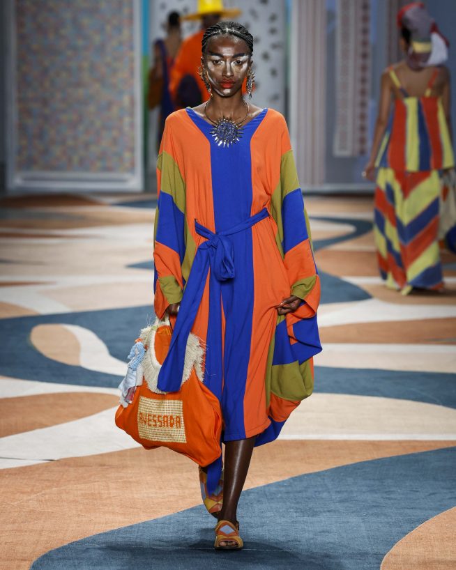 Foz

SPFW N60

Foto: Ze Takahashi/ @agfotosite