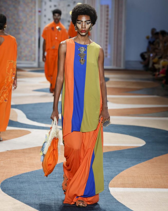 Foz

SPFW N60

Foto: Ze Takahashi/ @agfotosite