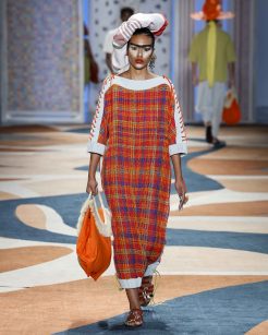 Foz

SPFW N60

Foto: Ze Takahashi/ @agfotosite