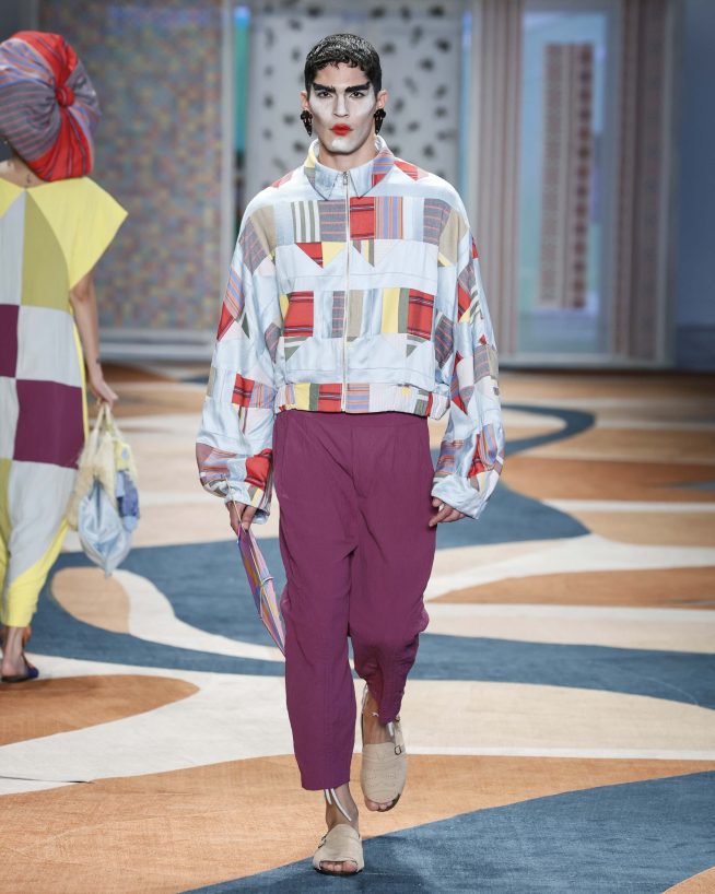 Foz

SPFW N60

Foto: Ze Takahashi/ @agfotosite