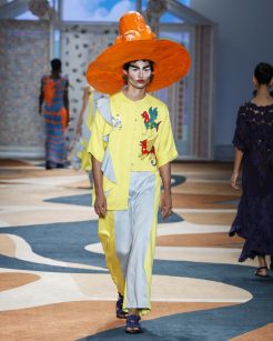 Foz

SPFW N60

Foto: Ze Takahashi/ @agfotosite