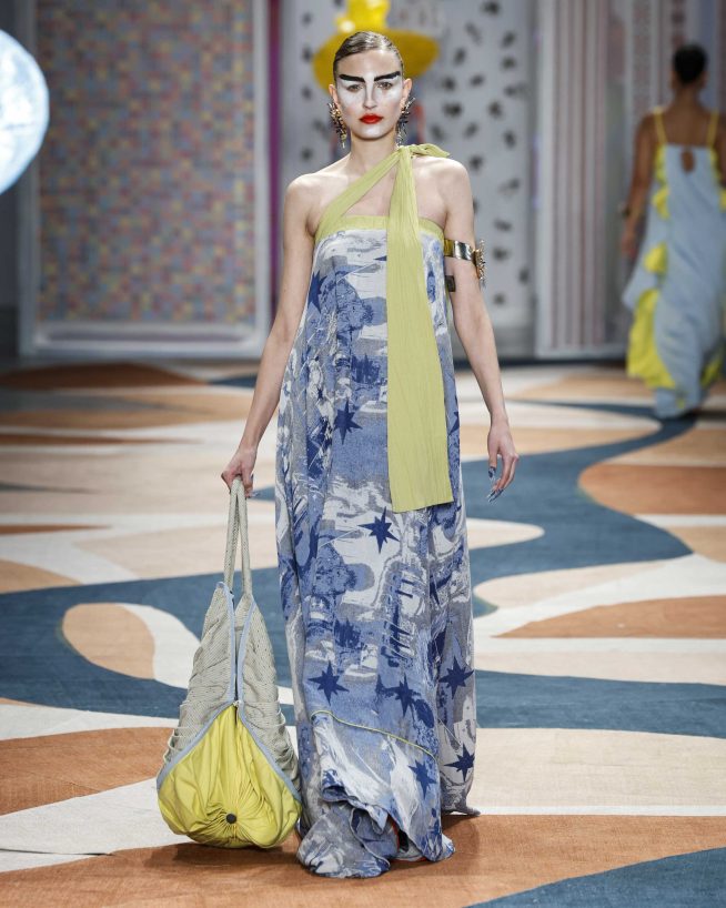 Foz

SPFW N60

Foto: Ze Takahashi/ @agfotosite