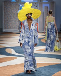 Foz

SPFW N60

Foto: Ze Takahashi/ @agfotosite