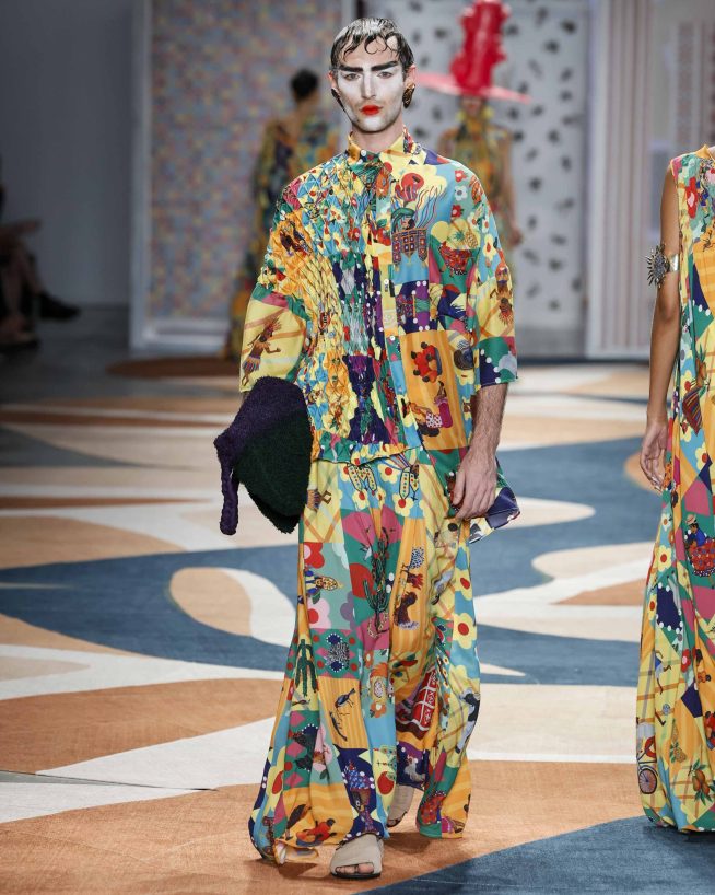 Foz

SPFW N60

Foto: Ze Takahashi/ @agfotosite