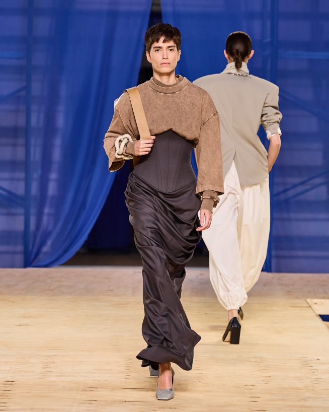 FRANCESCA

Debut Outono 2025

foto: Zé Takahashi