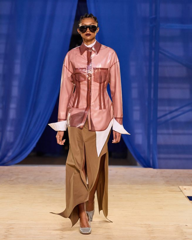 FRANCESCA

Debut Outono 2025

foto: Zé Takahashi