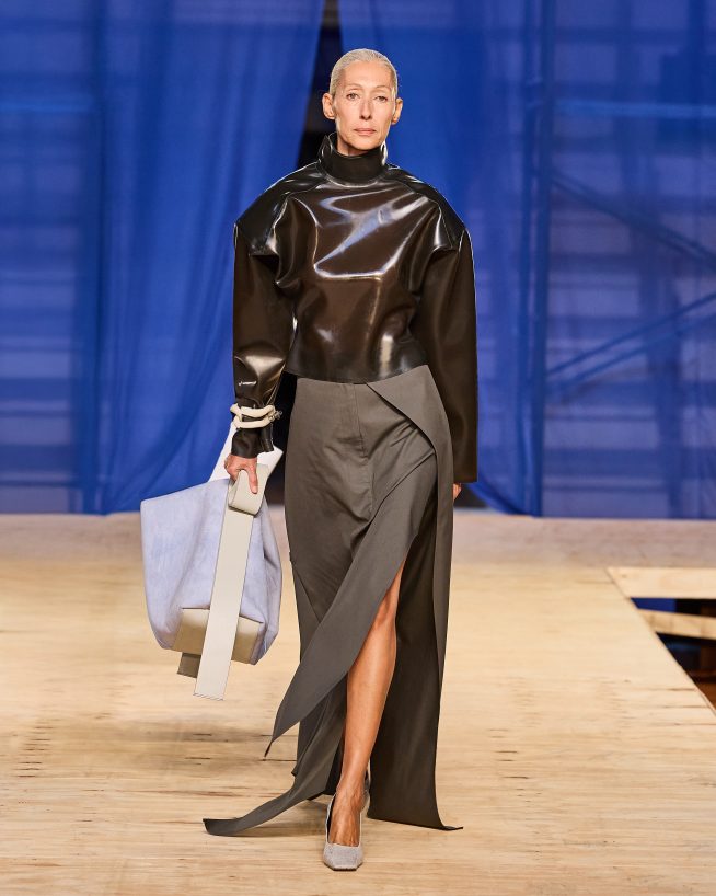 FRANCESCA

Debut Outono 2025

foto: Zé Takahashi