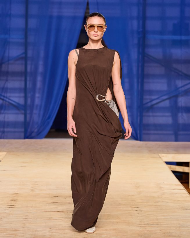 FRANCESCA

Debut Outono 2025

foto: Zé Takahashi