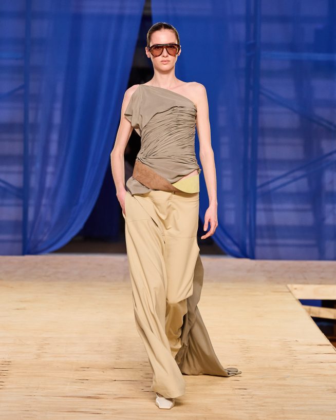 FRANCESCA

Debut Outono 2025

foto: Zé Takahashi