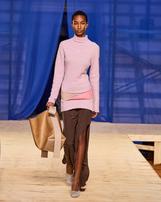 FRANCESCA

Debut Outono 2025

foto: Zé Takahashi