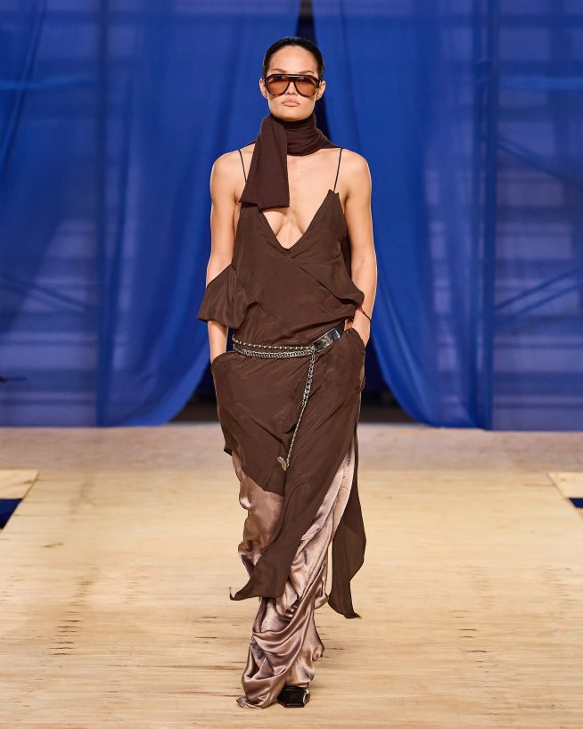 FRANCESCA

Debut Outono 2025

foto: Zé Takahashi