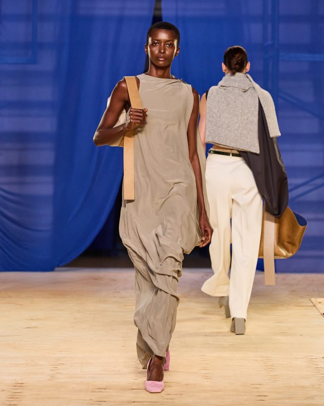 FRANCESCA

Debut Outono 2025

foto: Zé Takahashi