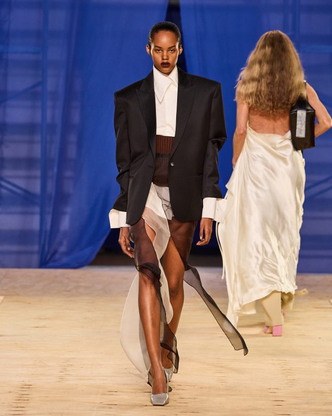 FRANCESCA

Debut Outono 2025

foto: Zé Takahashi