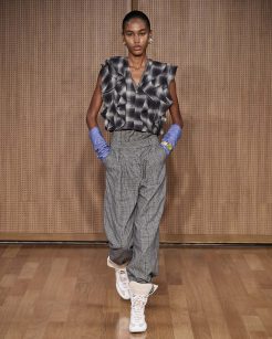 Lilly Sarti-
SPFW N60

Foto:  Zé Takahashi/ @agfotosite