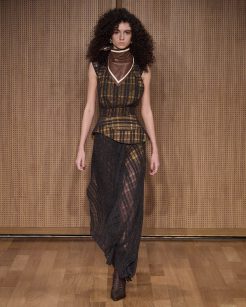 Lilly Sarti-
SPFW N60

Foto:  Zé Takahashi/ @agfotosite