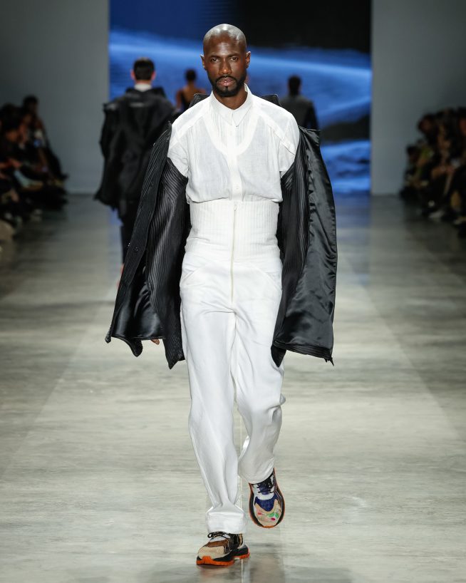 Lino Villaventura - SPFW N60 - 
Foto: Ze Takahashi / @agfotosite