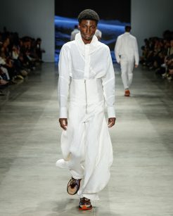 Lino Villaventura - SPFW N60 - 
Foto: Ze Takahashi / @agfotosite