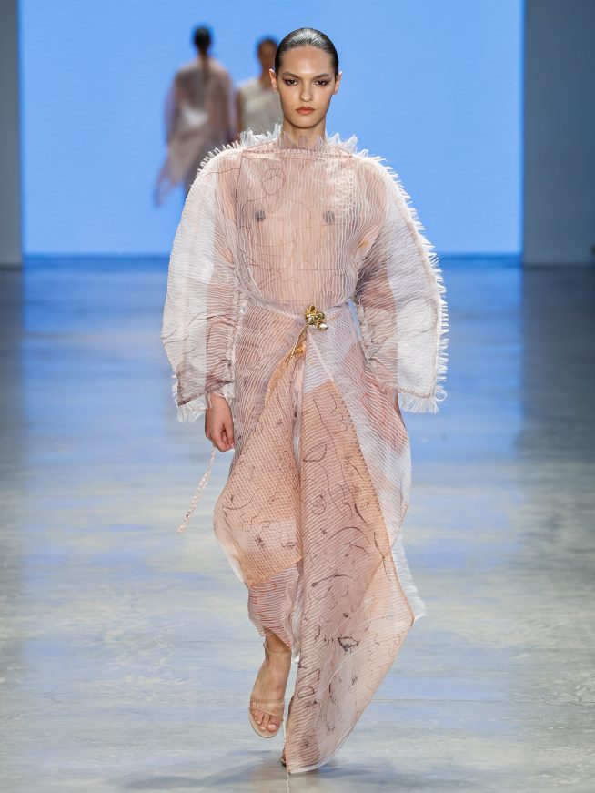 Marina Bitu

SPFW N60

Foto: Ze Takahashi / @agfotosite