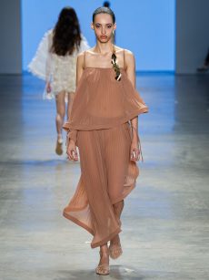 Marina Bitu

SPFW N60

Foto: Ze Takahashi / @agfotosite