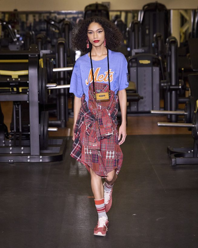 Uó por Marcelo Sommer
SPFW N60

Foto: Zé Takahashi/ @agfotosite