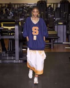 Uó por Marcelo Sommer
SPFW N60

Foto: Zé Takahashi/ @agfotosite