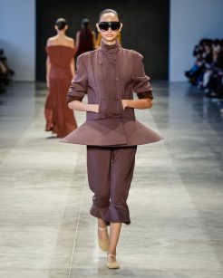 Weider Silveiro - SPFW N60 - 
Foto: Ze Takahashi / @agfotosite