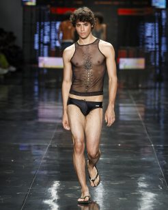 Sou de Algodao

SPFW N60

Foto: Ze Takahashi/ @agfotosite