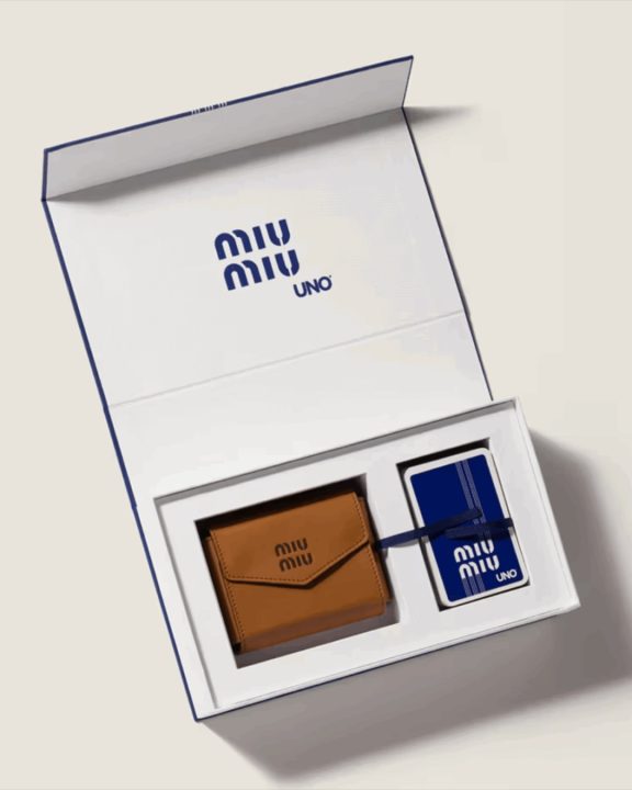 Collab UNO x Miu Miu