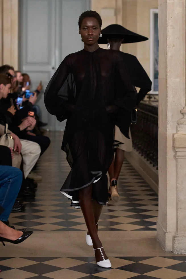 00004-jacquemus-fall-2026-ready-to-wear-credit-gorunway