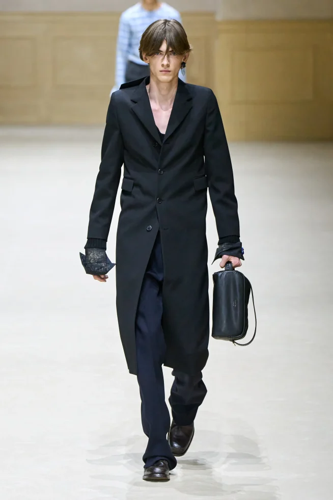 00005-prada-fall-2026-menswear-credit-gorunway