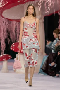 00006-chanel-spring-2026-couture-credit-gorunway