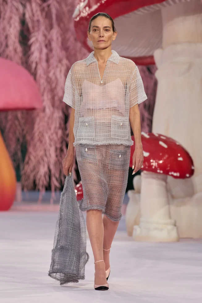 00015-chanel-spring-2026-couture-credit-gorunway