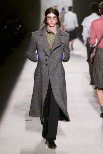 00016-dries-van-noten-fall-2026-menswear-credit-gorunway