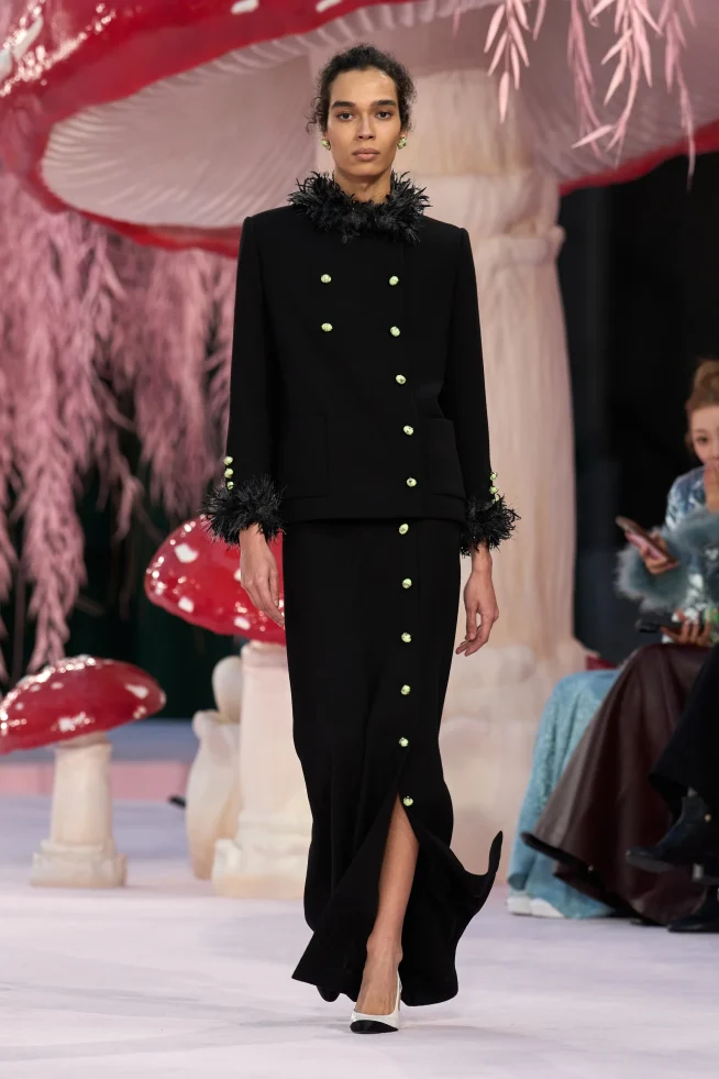 00018-chanel-spring-2026-couture-credit-gorunway