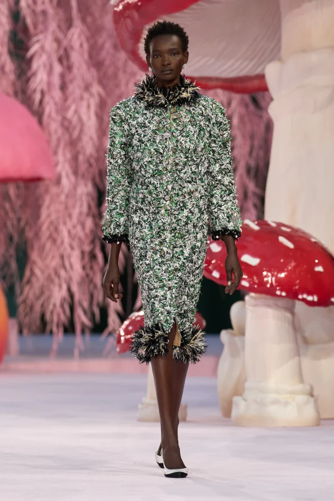00020-chanel-spring-2026-couture-credit-gorunway