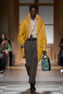 00020-hermes-fall-2026-menswear-credit-gorunway