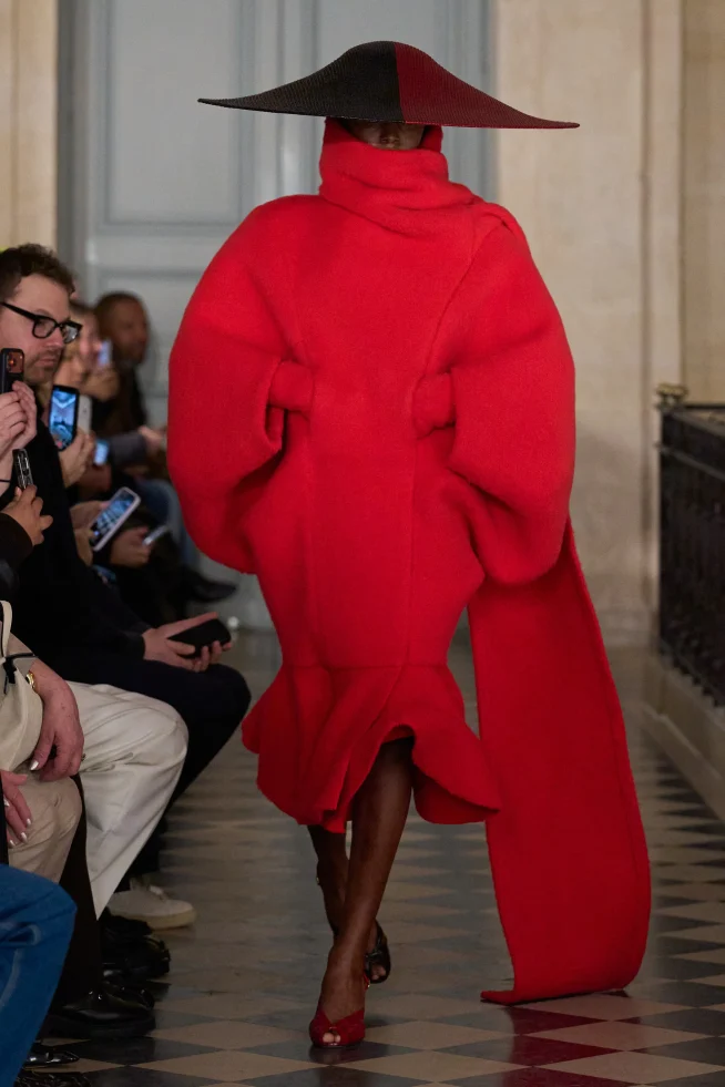 00020-jacquemus-fall-2026-ready-to-wear-credit-gorunway