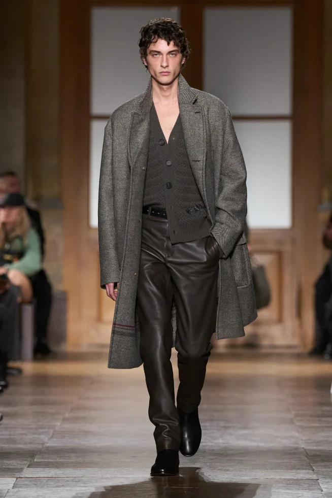 00022-hermes-fall-2026-menswear-credit-gorunway