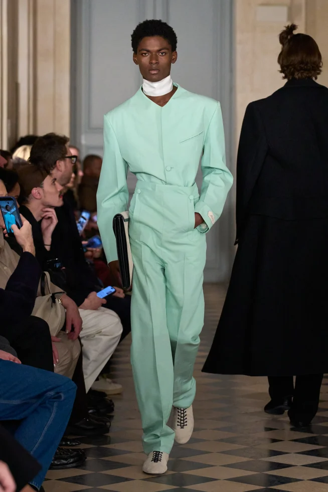 00025-jacquemus-fall-2026-ready-to-wear-credit-gorunway