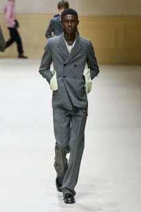 00026-prada-fall-2026-menswear-credit-gorunway