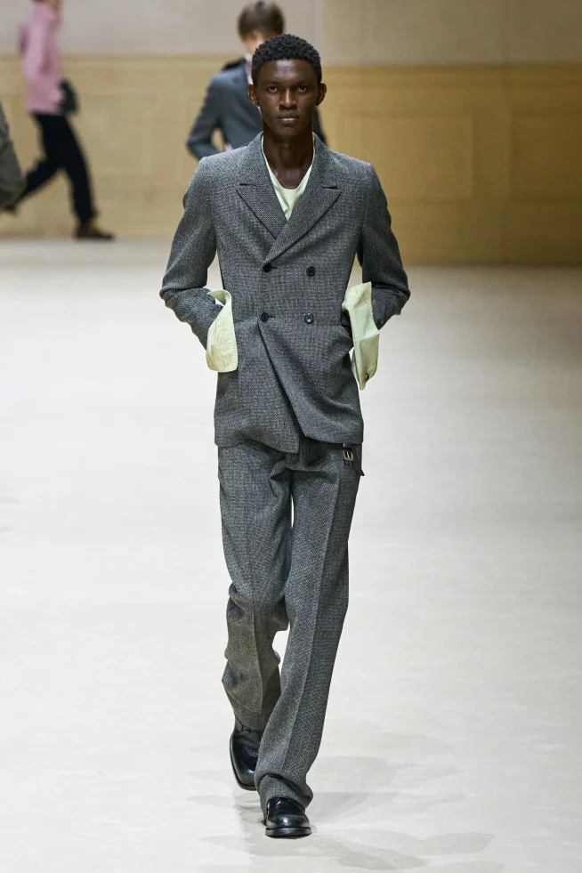 00026-prada-fall-2026-menswear-credit-gorunway