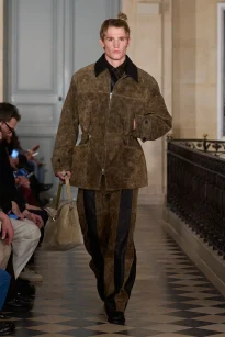 00030-jacquemus-fall-2026-ready-to-wear-credit-gorunway