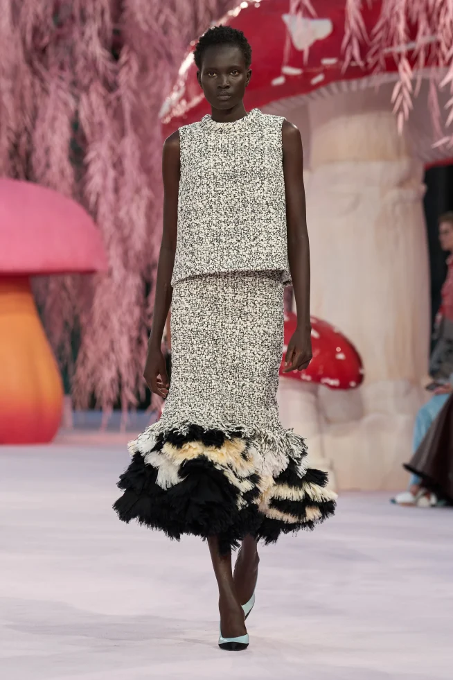 00034-chanel-spring-2026-couture-credit-gorunway