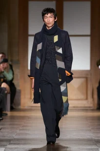 00040-hermes-fall-2026-menswear-credit-gorunway